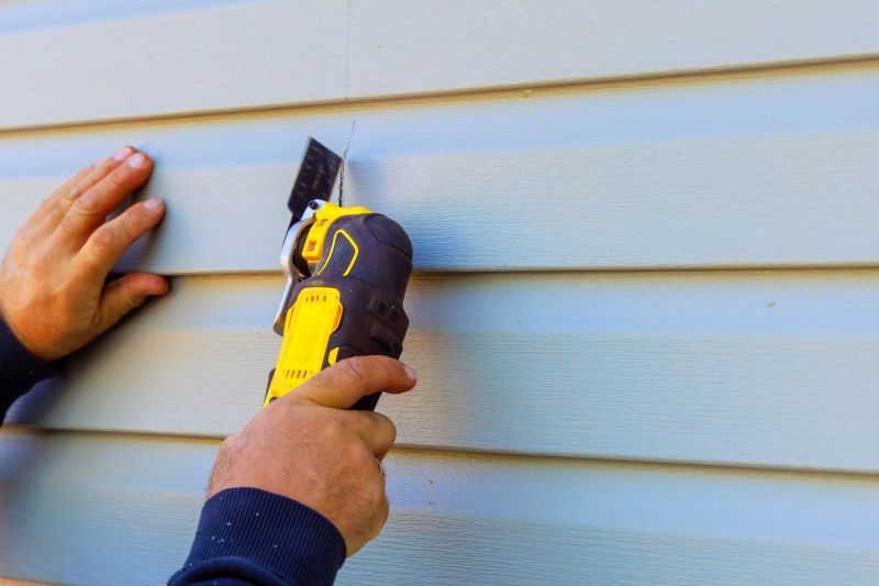 Expert Vinyl Siding Repair Service